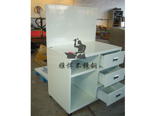 Metal baking cabinet
